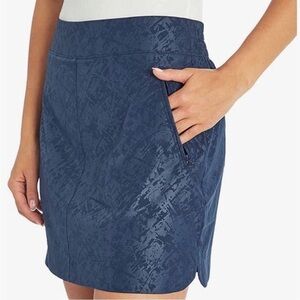 Orvis Outdoor Athletic Skirt in Shattered Glass Print | S